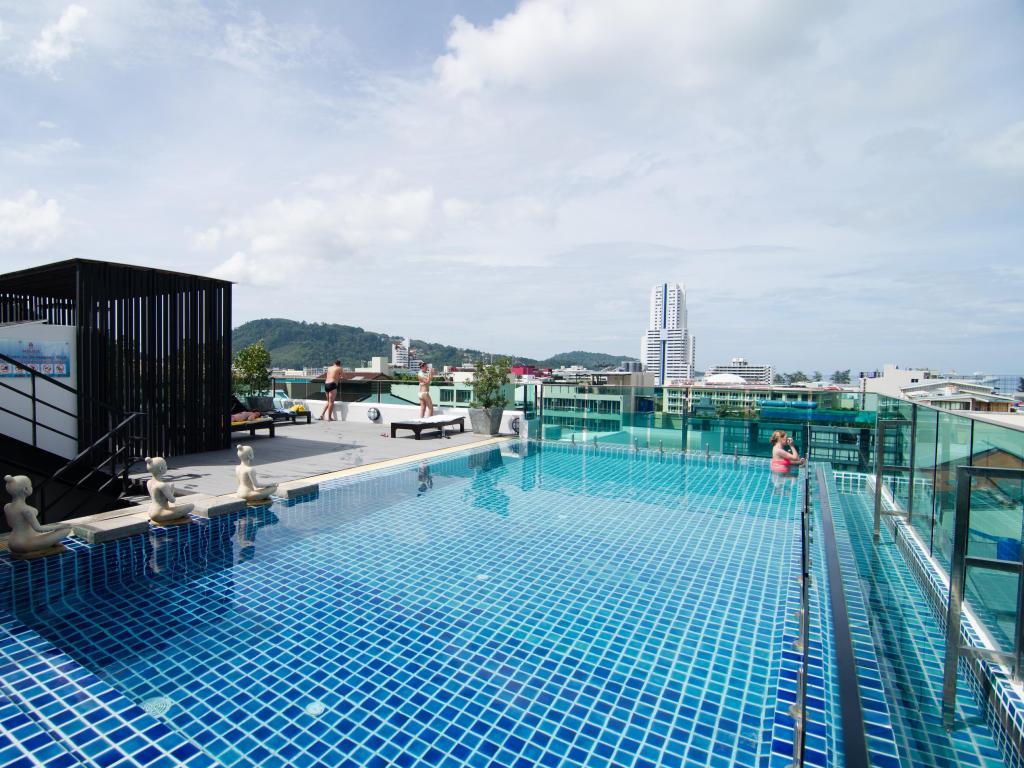 Mirage Express Patong Phuket Hotel Exterior foto